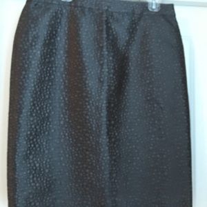 Back Zip Puckered Skirt